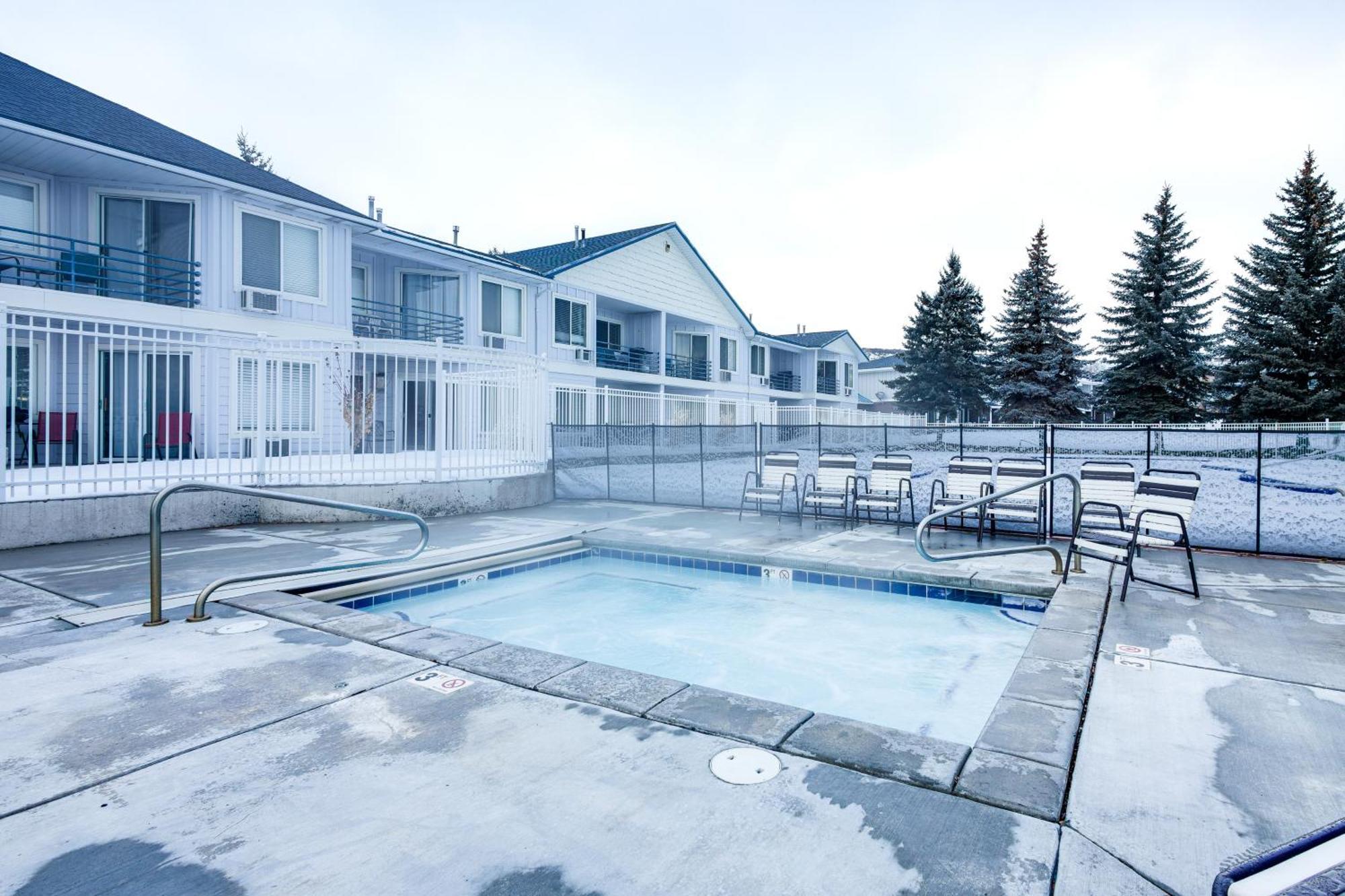 Garden City Condo With Pool Access By Bear Lake! Exterior photo
