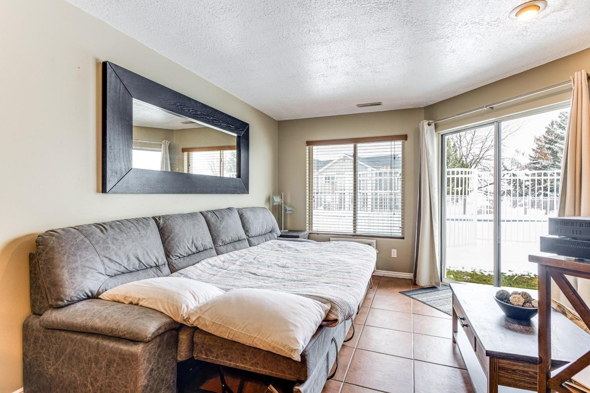 Garden City Condo With Pool Access By Bear Lake! Exterior photo